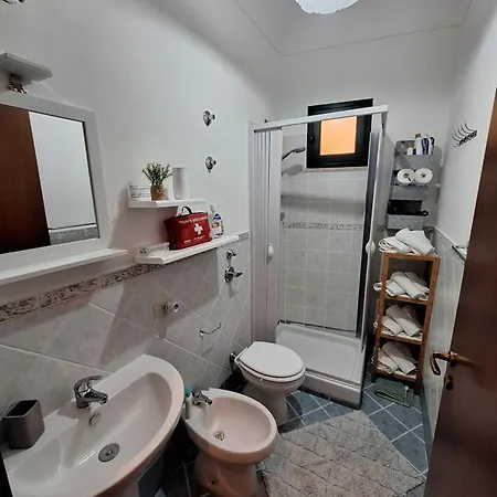 Apartment La Casa Di Paoletta A Due Passi Dal Mare *
